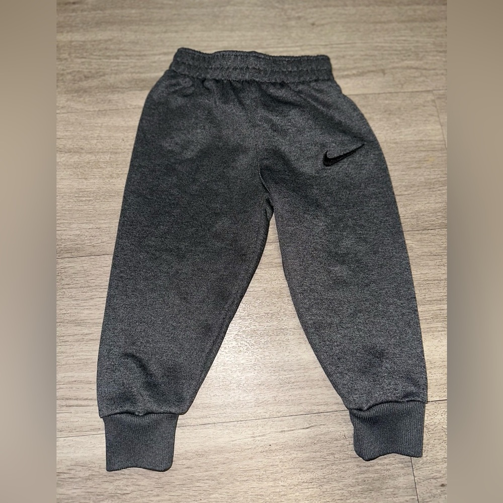 Toddler NIKE sweat pants 2T